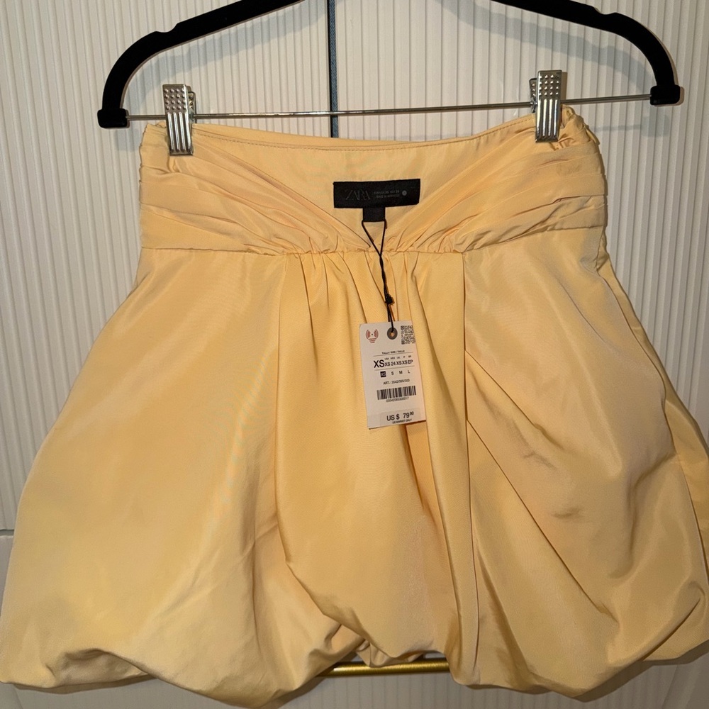 Zara Pale Yellow Bubble-Hem Mini Skirt